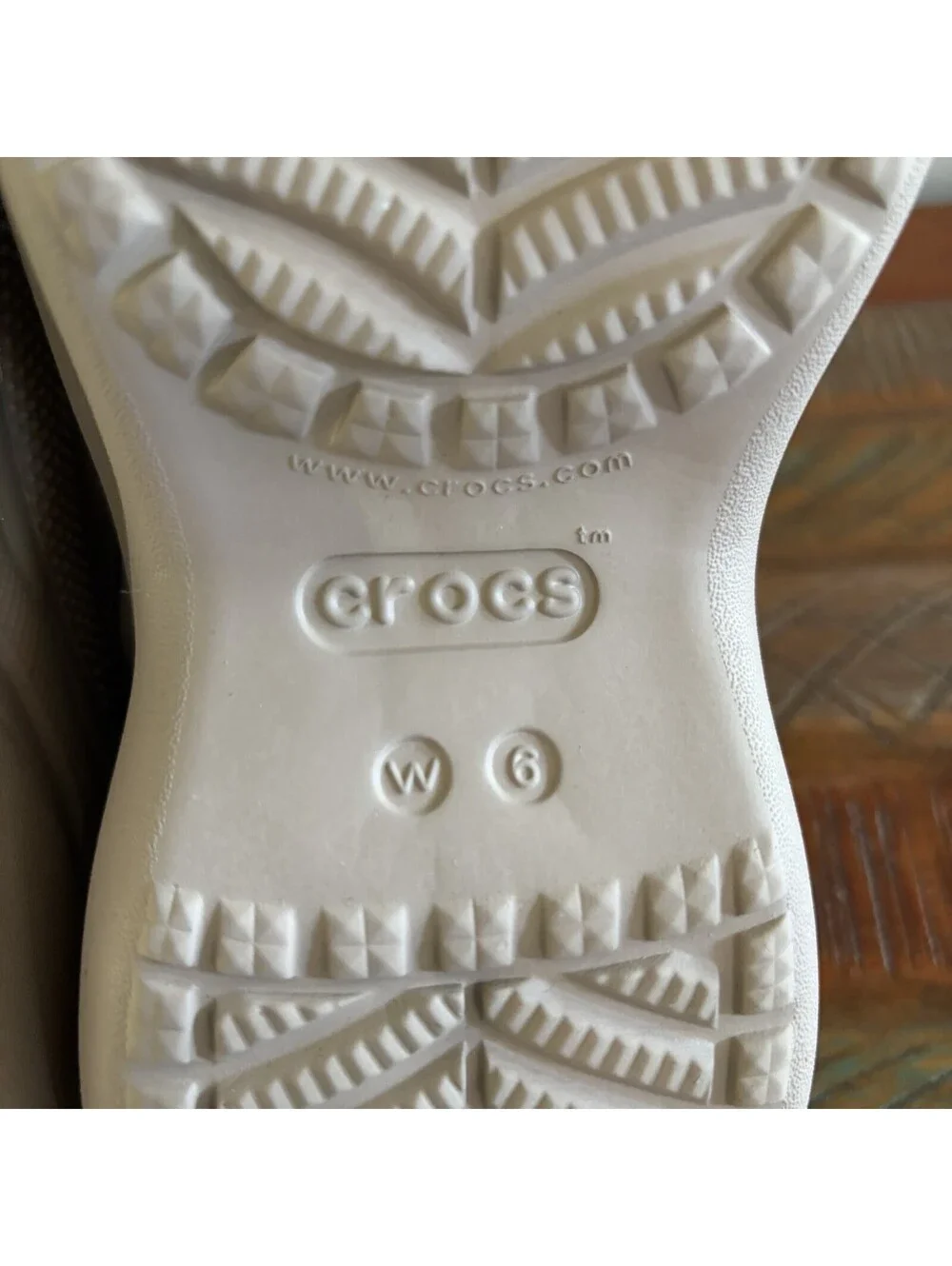 Crocs Women’s 6 Bae Clog Slip On Platform Shoes Taupe Comfort Chunky Casual